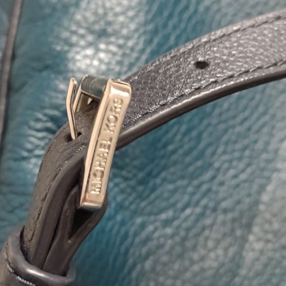 Michael Kors Rhea color block pebbled leather backpack medium - Picture 11 of 16